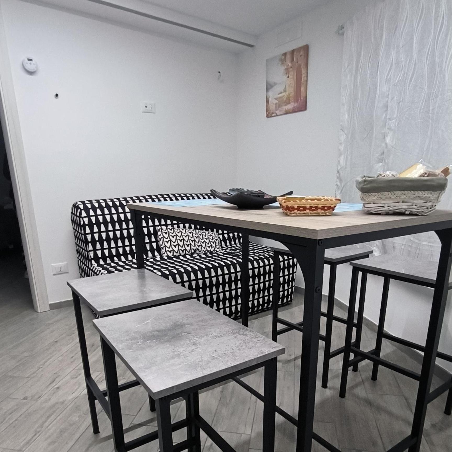 B&B Vicolo50 Salerno Exterior photo